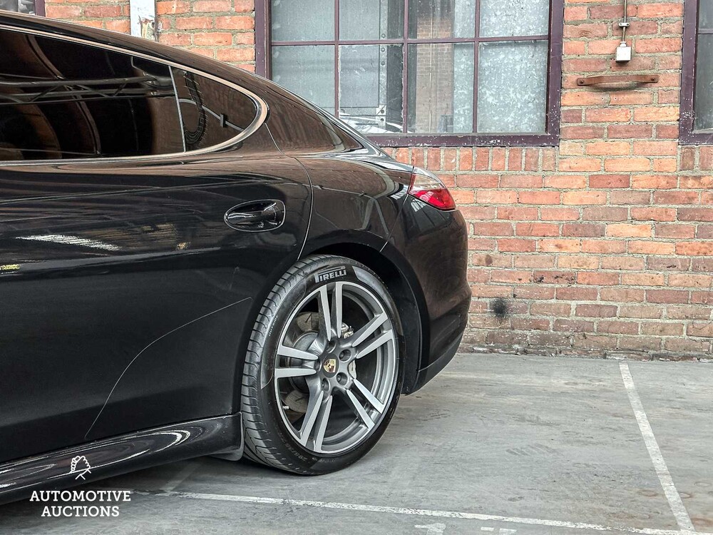 Porsche Panamera Hybrid 3.0 V6 380pk 2011 8-speed