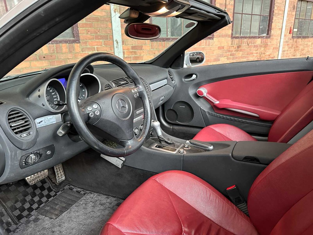 Mercedes-Benz SLK350 3.5 V6 272pk 2004 AIRSCARF SLK-Klasse Youngtimer