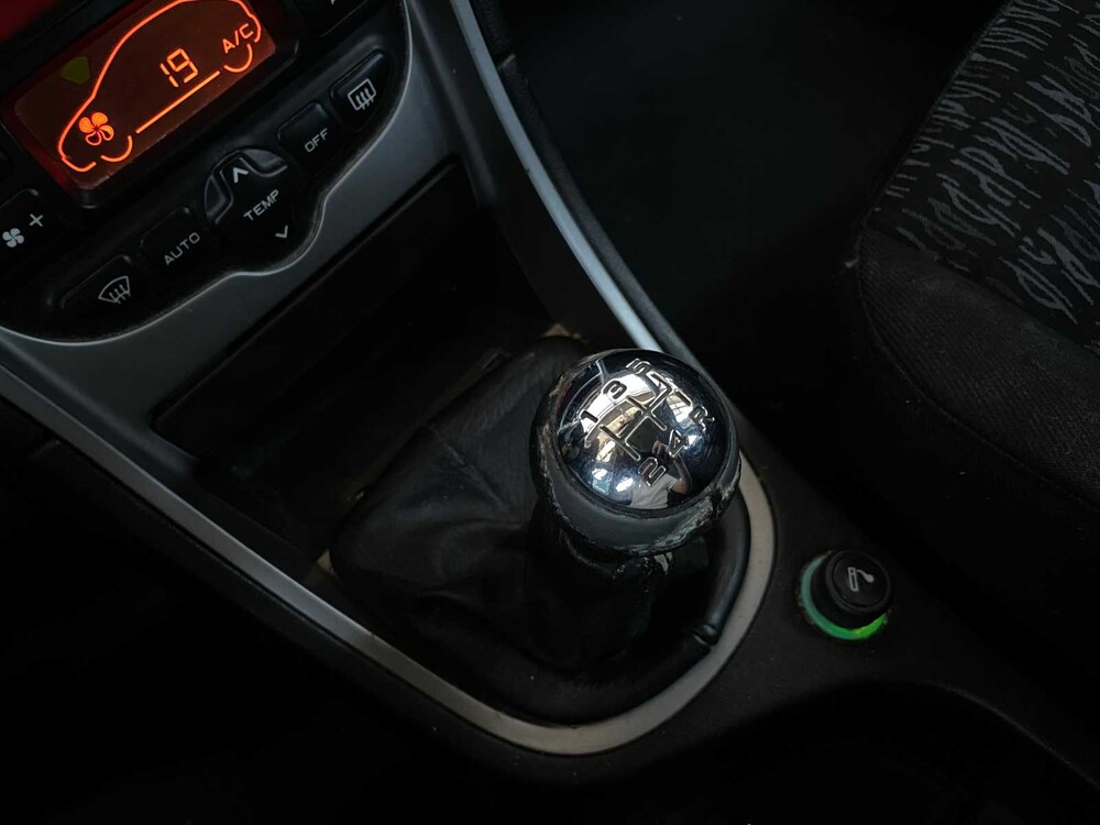 Peugeot 307 1.6-16V XS 109PS 2002 ORIG-NL, 64-JF-JF