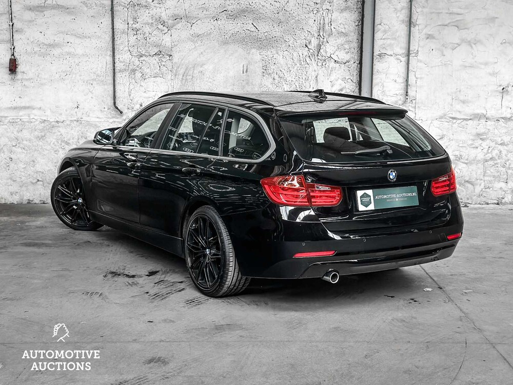 BMW 3-serie Touring 320d EfficientDynamics Edition Executive Upgrade 163pk 2013 -Orig. NL-, 9-SHX-86