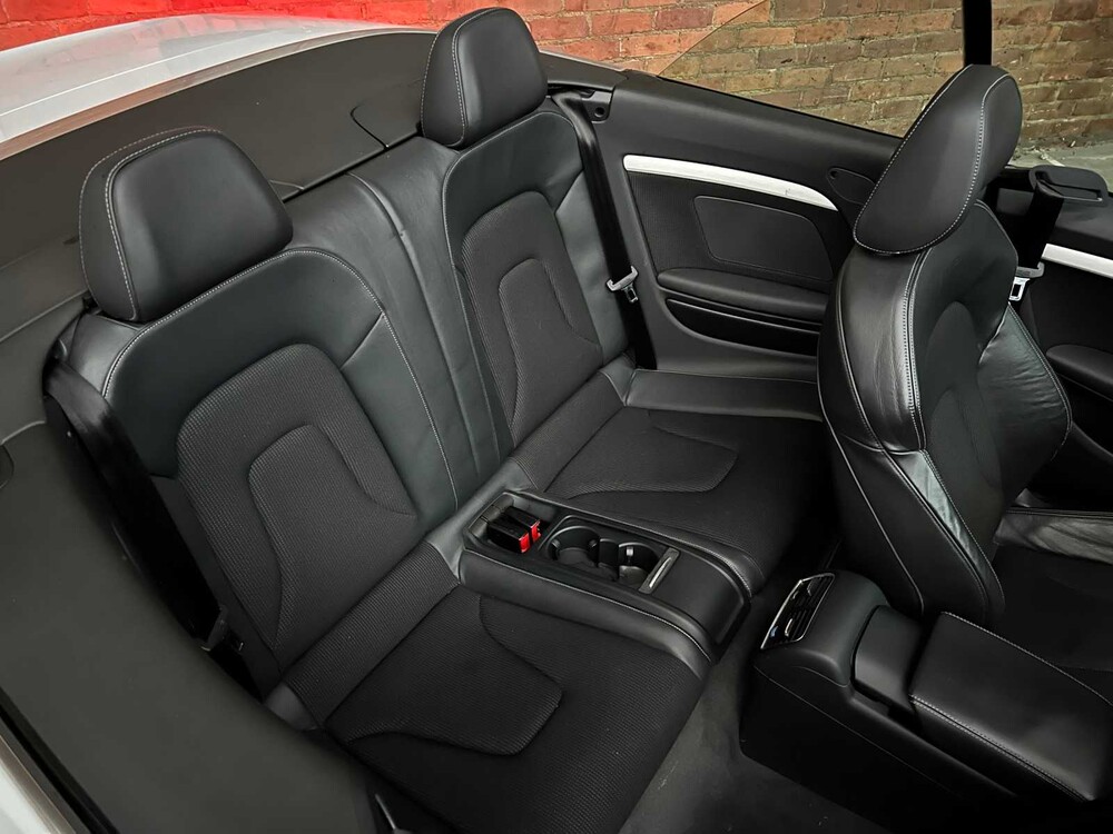 Audi A5 Cabriolet S-Line 1.8 TFSI Sport Edition Tage der offenen Tür 170PS 2015, H-847-TG