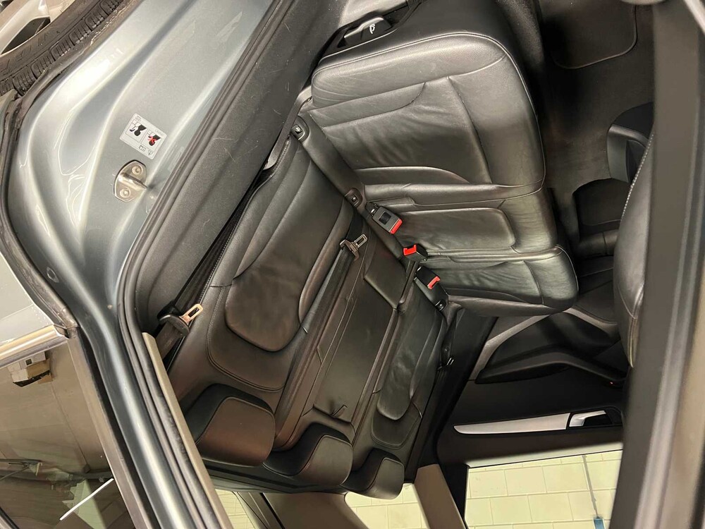 Audi Q5 2.0 TFSI Quattro Pro Line 211hp 2011 (ORIGINAL-UK), 32-RPG-8