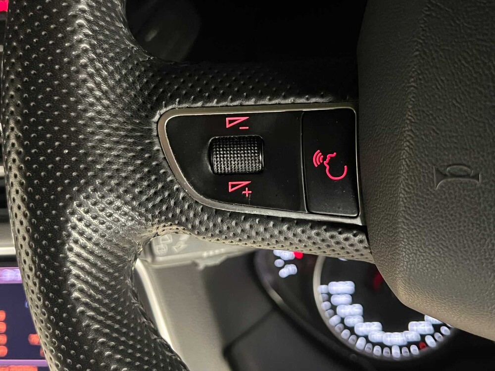 Audi Q5 2.0 TFSI Quattro Pro Line 211hp 2011 (ORIGINAL-UK), 32-RPG-8