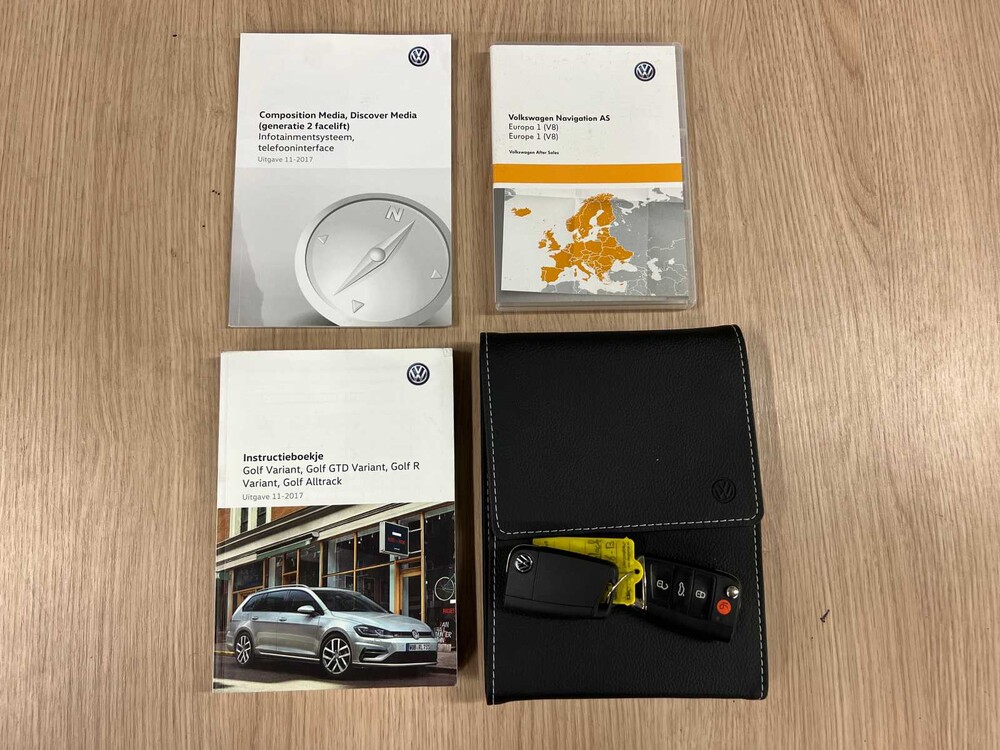 Volkswagen Golf Variant 1.0 TSI DSG Highline -FACELIFT- 110hp 2018 (Original-NL), TT-986-B