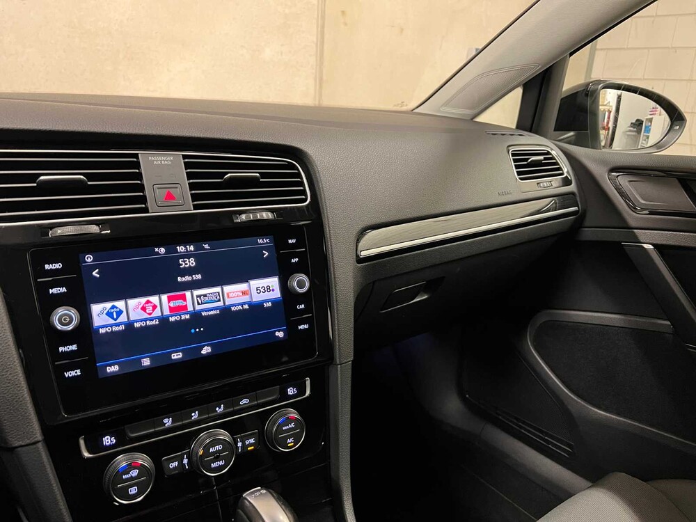 Volkswagen Golf Variant 1.0 TSI DSG Highline -FACELIFT- 110hp 2018 (Original-NL), TT-986-B