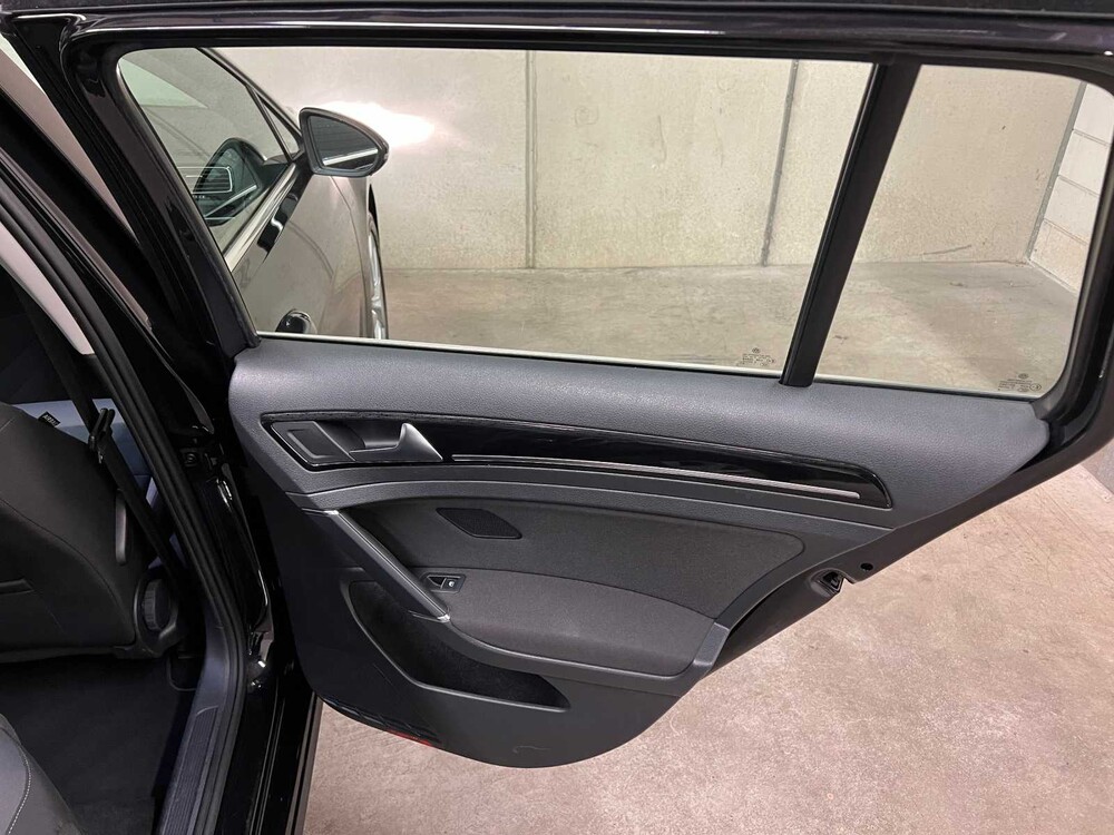 Volkswagen Golf Variant 1.0 TSI DSG Highline -FACELIFT- 110hp 2018 (Original-NL), TT-986-B