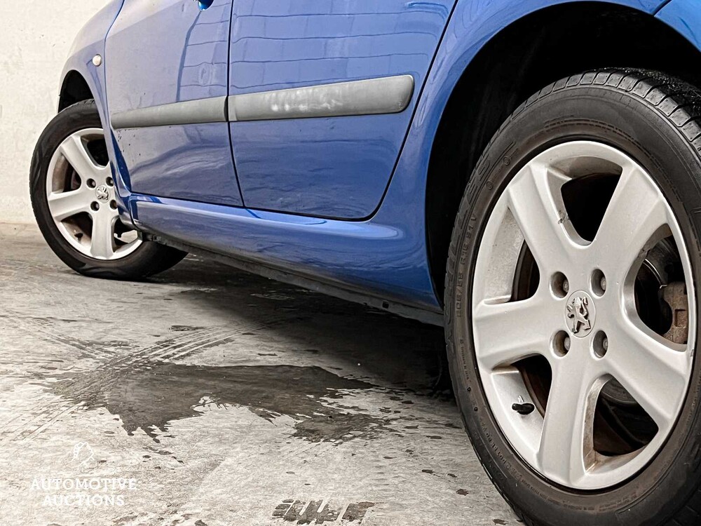Peugeot 307 2.0-16V Gentry 136hp 2001 (Original-NL), 28-GV-SR