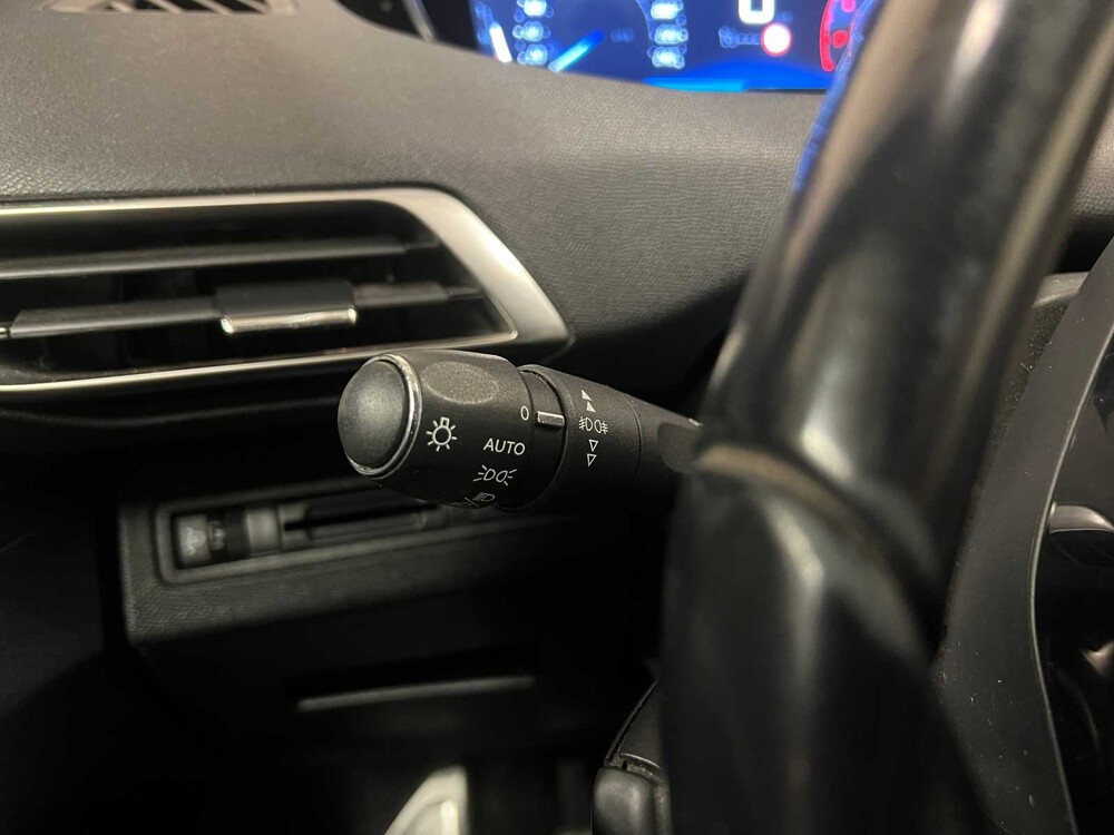Peugeot 3008 1.2 PT Crossway 131hp 2019 (Original-NL), G-489-LS
