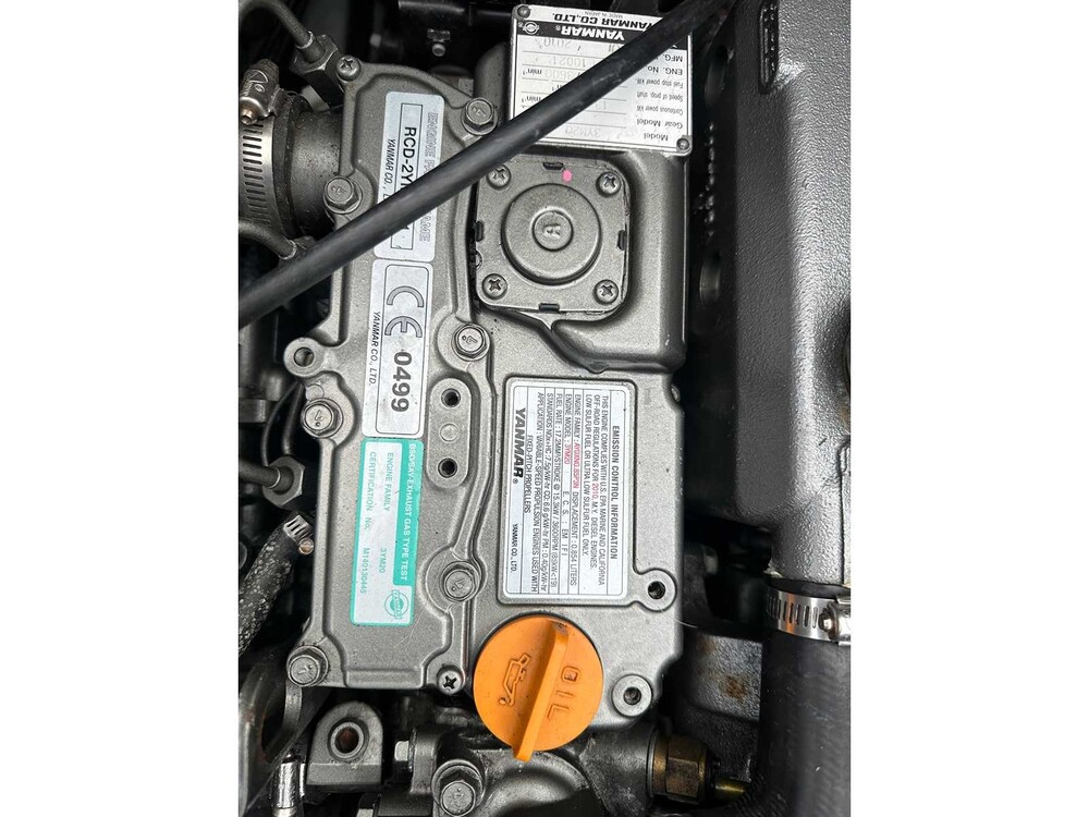 12-Personen-Schaluppe auf dem Wasser v.v Yanmar 3-Zylinder-Diesel und Bugstrahlruder