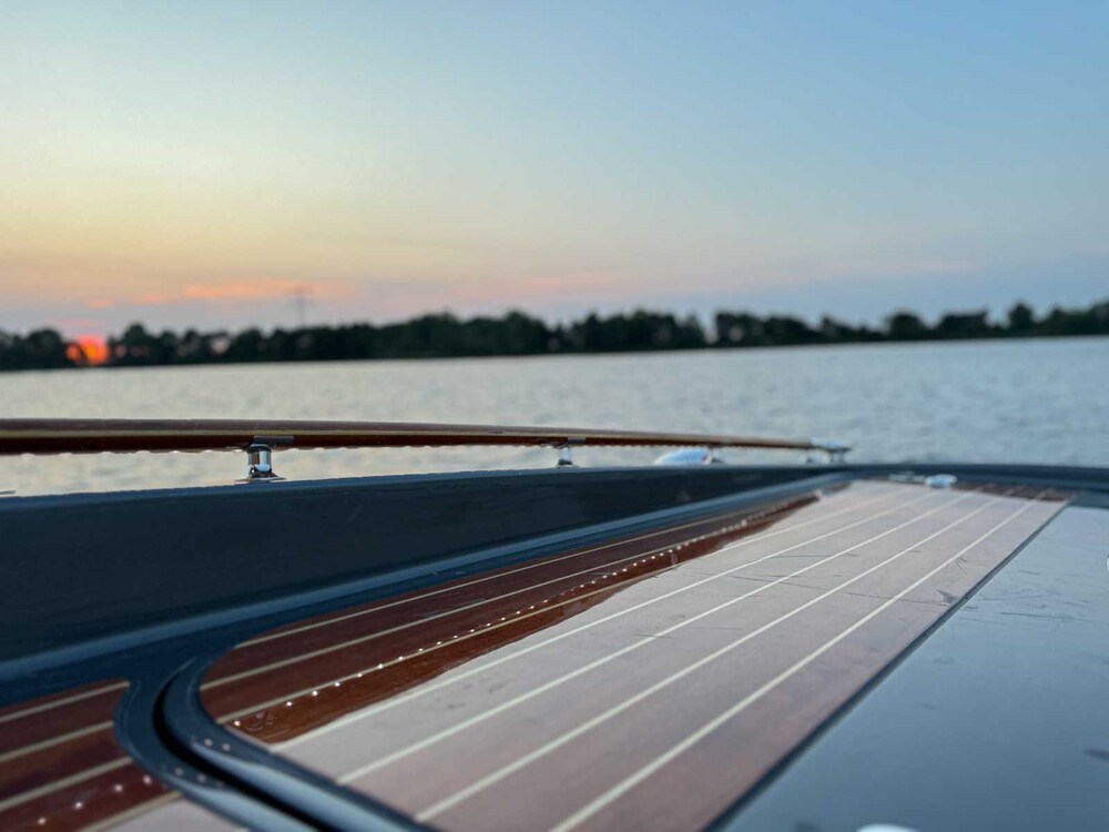 Pegiva 750 Steyr 250PS Sportboot Schnellboot (RIVA, Boesch Form) 2011