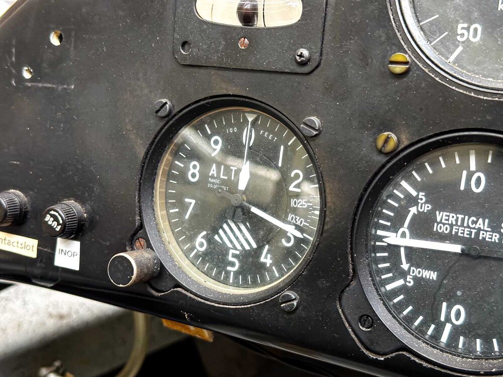 Albatros AE 209 ultraleichtes Propellerflugzeug mit Rotax 582 Bombardier v.v Custom Trailer 