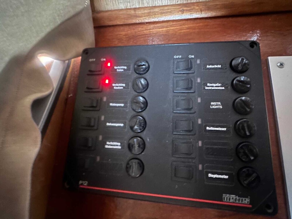 Beja Silverfish 2 Motoryacht (11 Meter) mit Mitsubishi 6 Zylinder und Bugstrahlruder