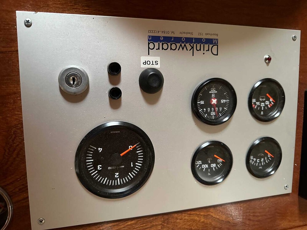 Beja Silverfish 2 Motoryacht (11 Meter) mit Mitsubishi 6 Zylinder und Bugstrahlruder