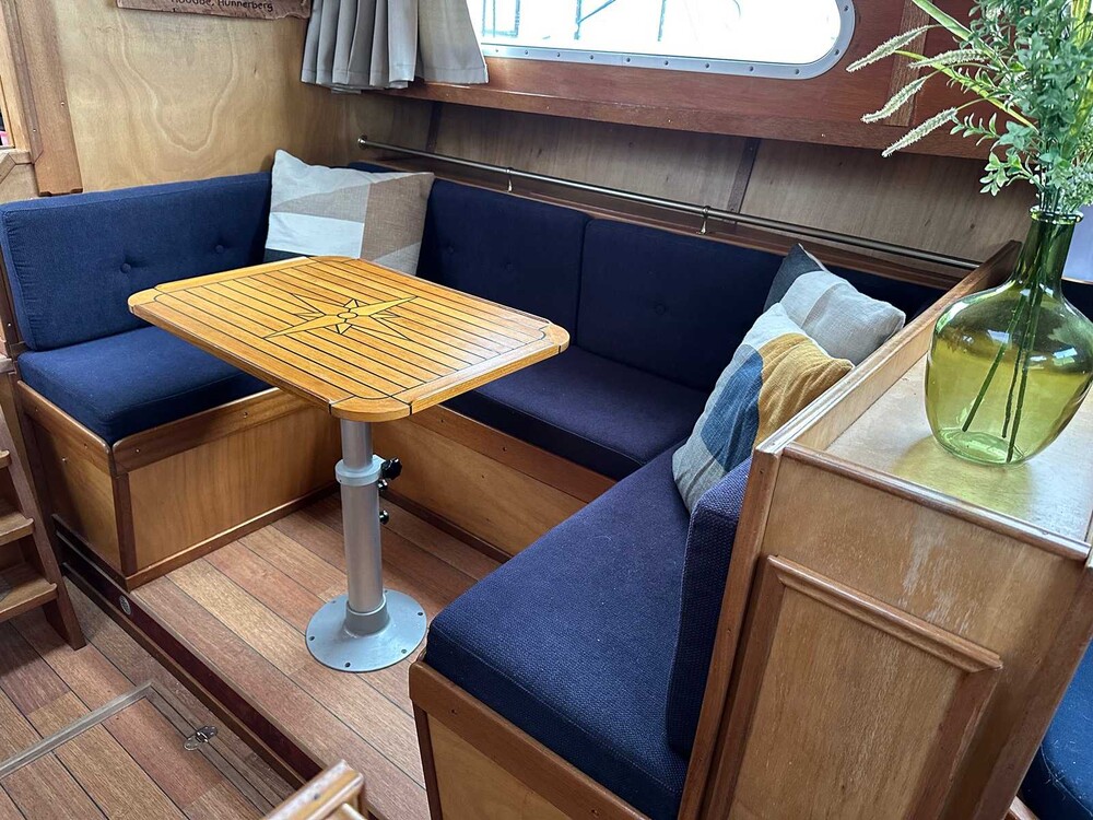 Beja Silverfish 2 Motoryacht (11 Meter) mit Mitsubishi 6 Zylinder und Bugstrahlruder