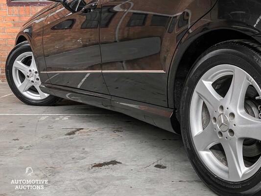 Mercedes-Benz E350 AMG Kombi Designo Avantgarde 3.5 V6 E-Klasse 306HP MJ-2013