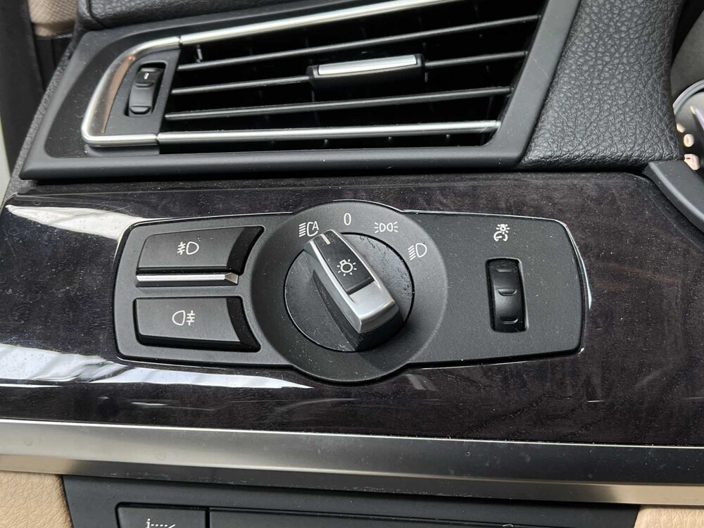 BMW ActiveHybrid7 F04 4.4 V8 465PS 2011