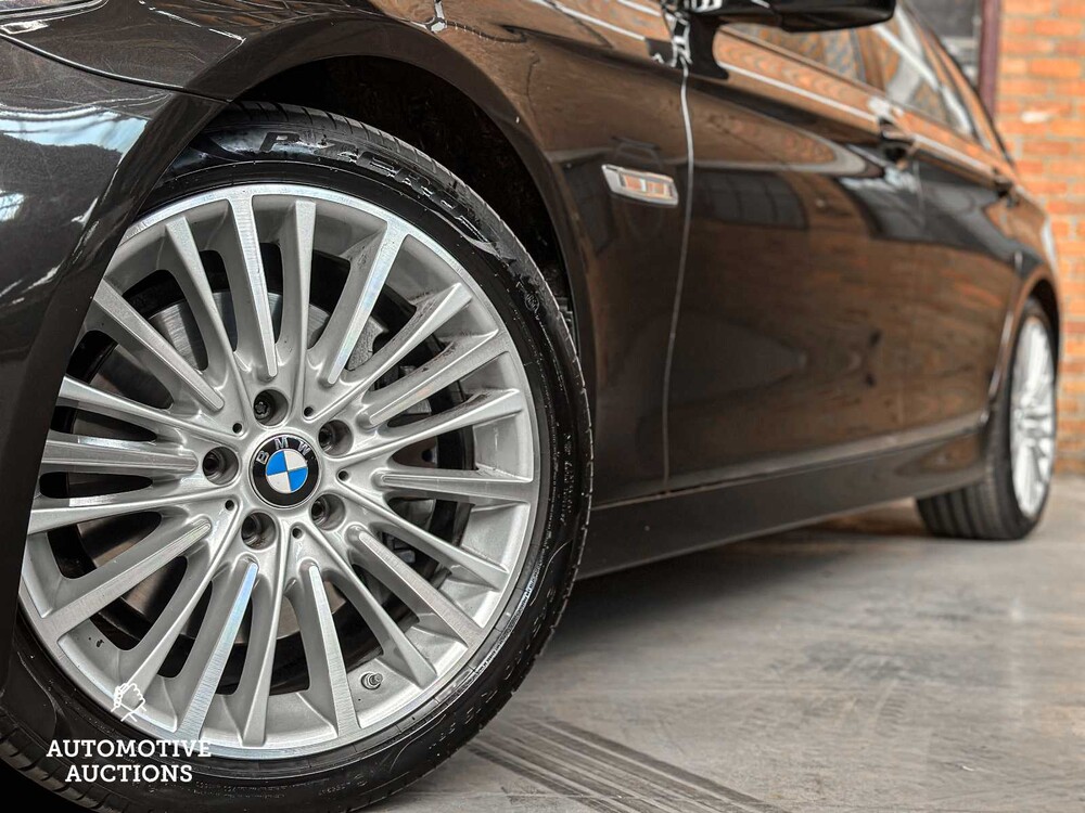 BMW 535xd Touring M-Sport Edition High Executive 313PS 2016, PN-818-P