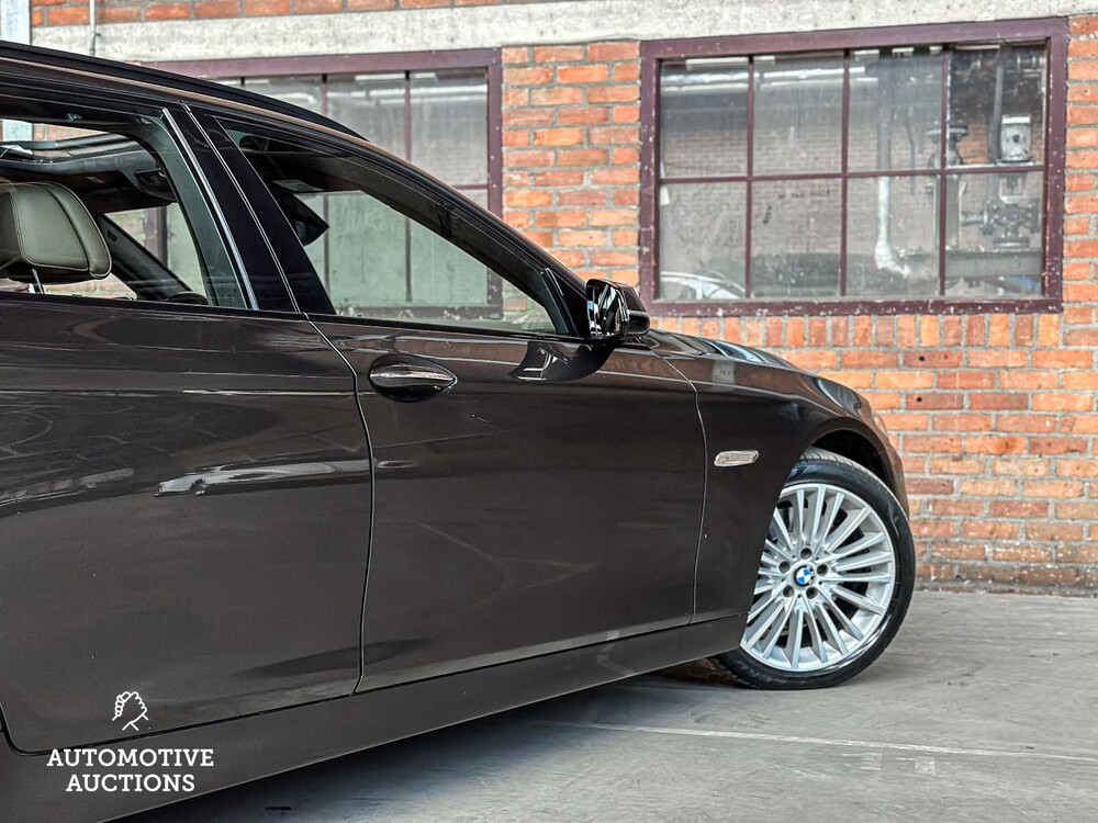 BMW 535xd Touring M-Sport Edition High Executive 313PS 2016, PN-818-P