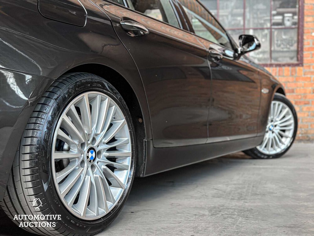 BMW 535xd Touring M-Sport Edition High Executive 313PS 2016, PN-818-P
