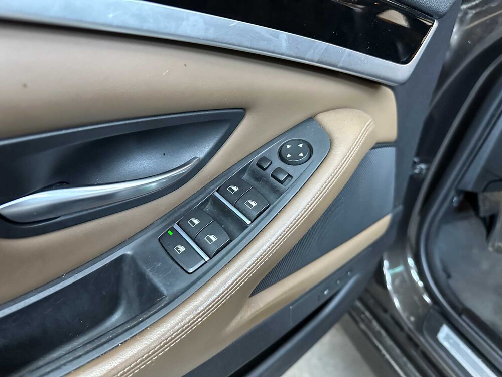 BMW 535xd Touring M-Sport Edition High Executive 313PS 2016, PN-818-P