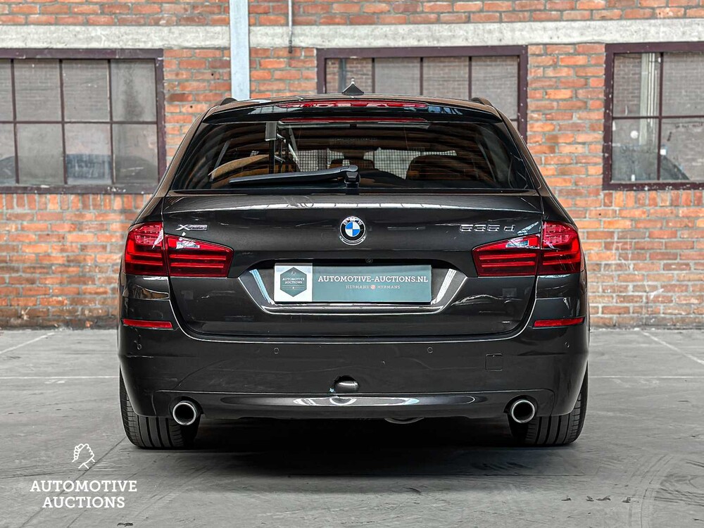 BMW 535xd Touring M-Sport Edition High Executive 313PS 2016, PN-818-P