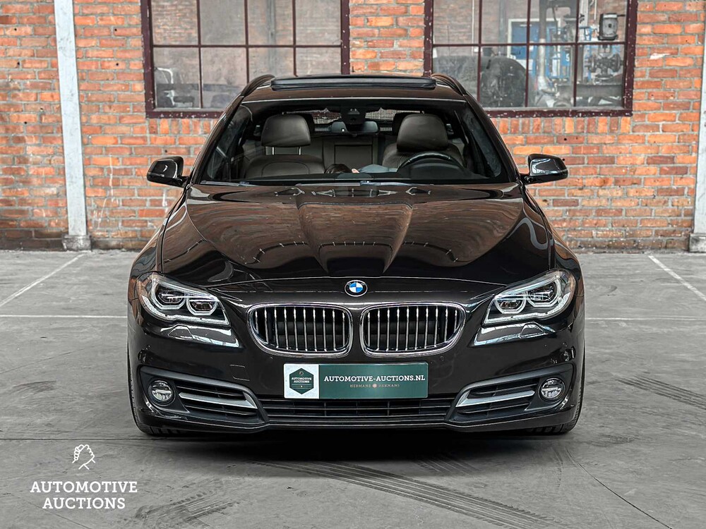 BMW 535xd Touring M-Sport Edition High Executive 313PS 2016, PN-818-P