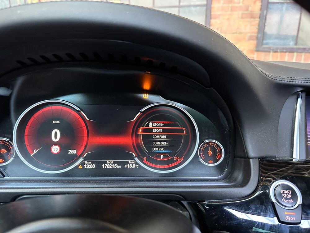 BMW 535xd Touring M-Sport Edition High Executive 313PS 2016, PN-818-P