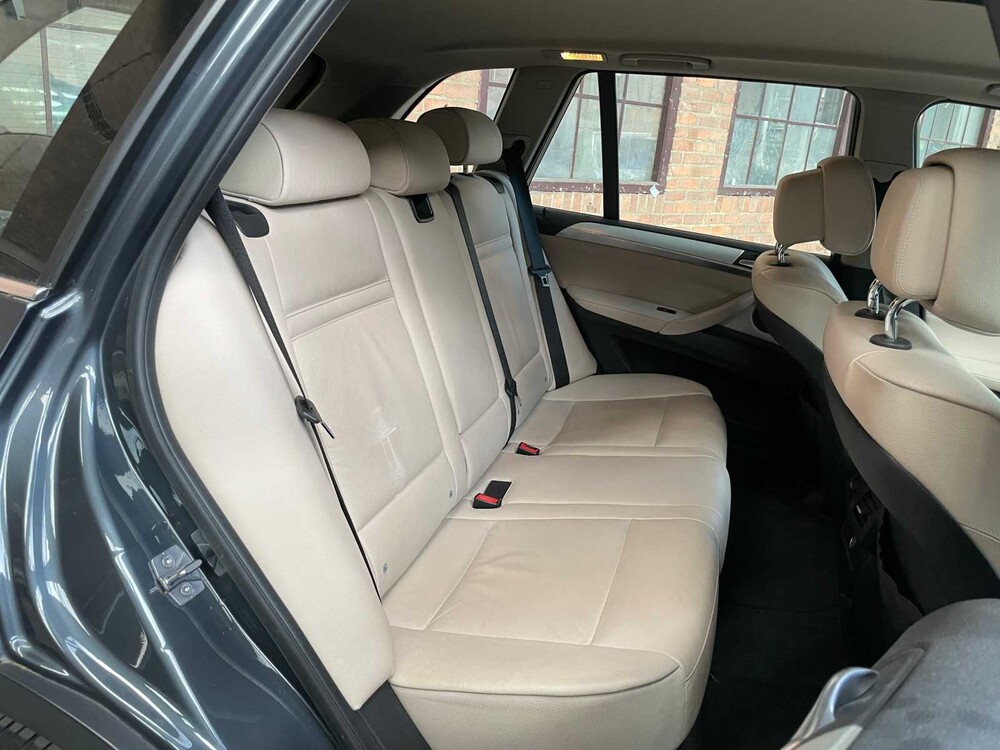 BMW X5 xDrive 3.0d 245PS 2011