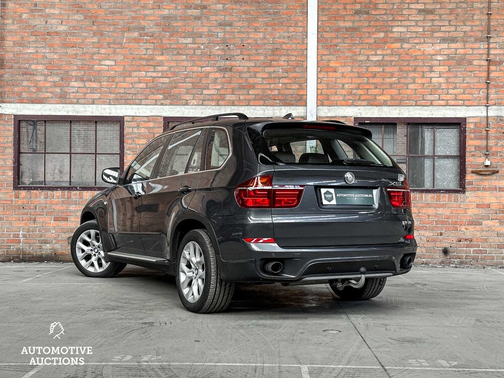 BMW X5 xDrive 3.0d 245PS 2011