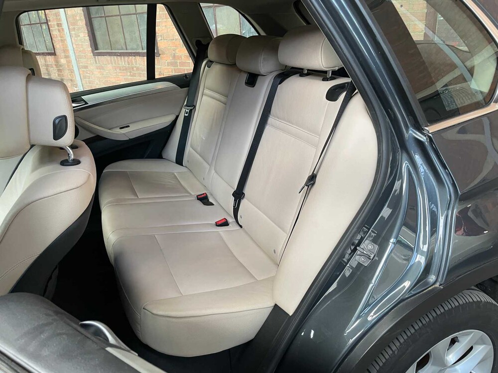 BMW X5 xDrive 3.0d 245PS 2011