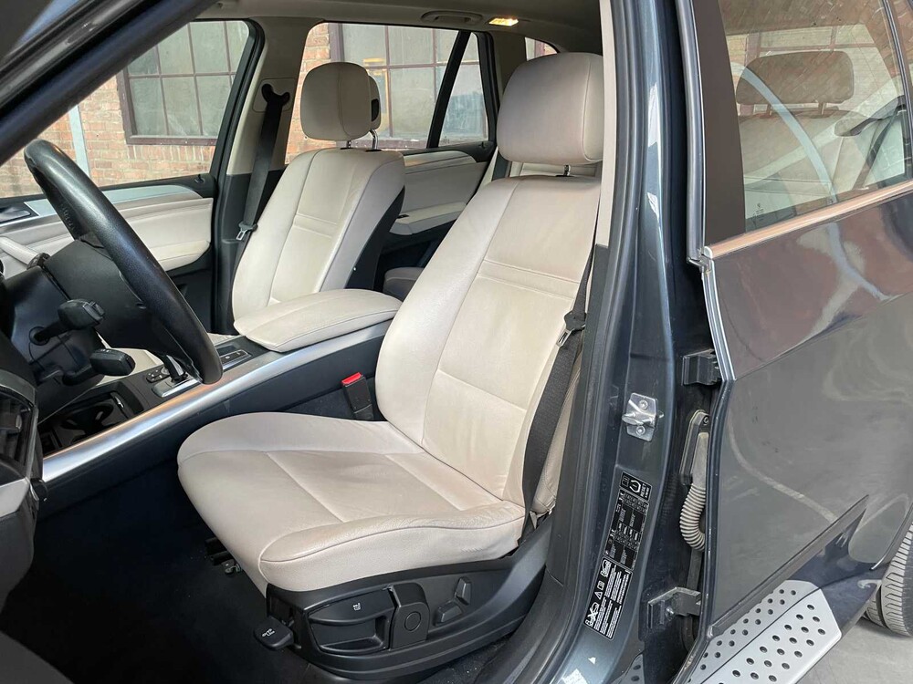 BMW X5 xDrive 3.0d 245PS 2011