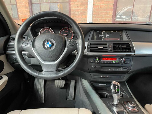 BMW X5 xDrive 3.0d 245hp 2011