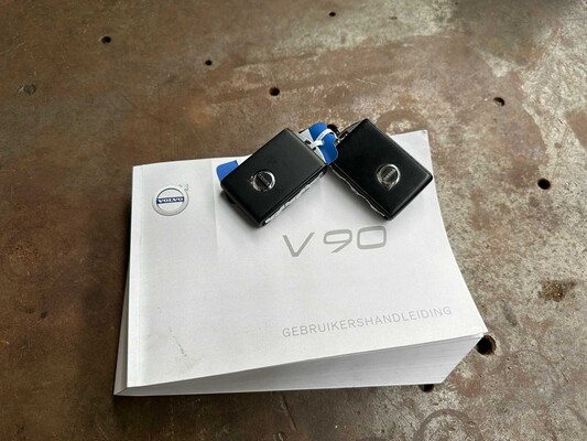 Volvo V90 2.0 D4 Momentum 190PS 2017, PK-430-T