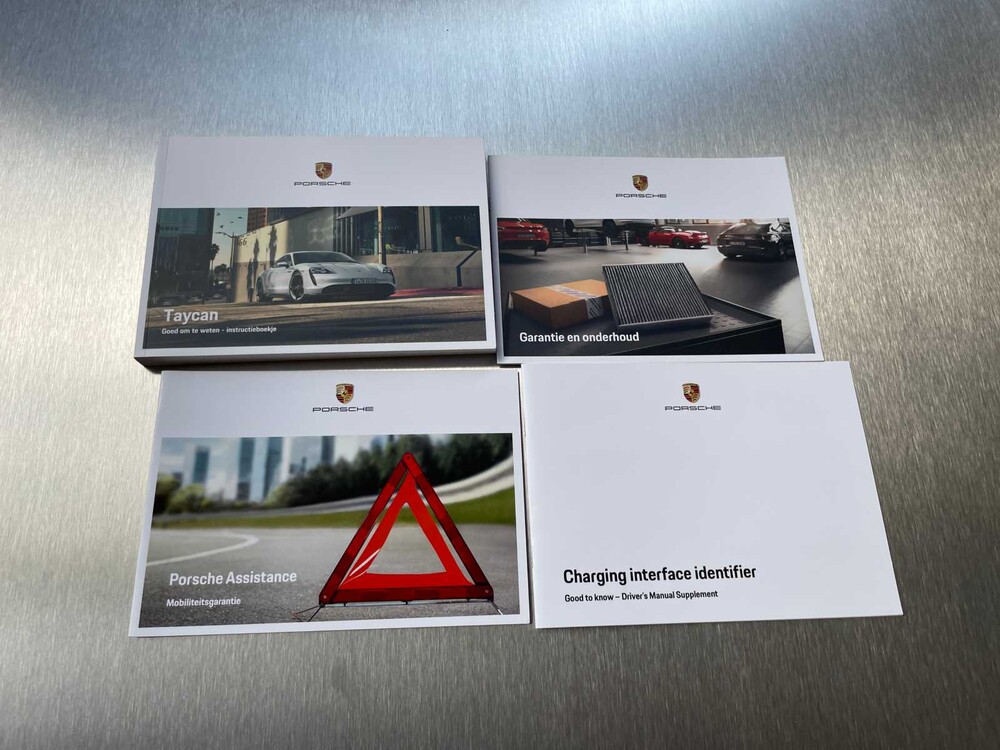 Porsche Taycan Turbo S 94kWh 761hp 2021 Sport-Chrono (Carbon)