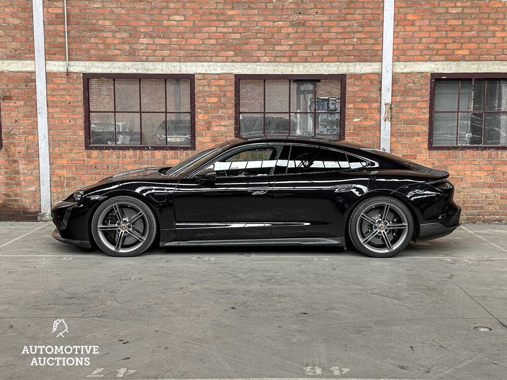 Porsche Taycan Turbo S 94kWh 761hp 2021 Sport-Chrono (Carbon)