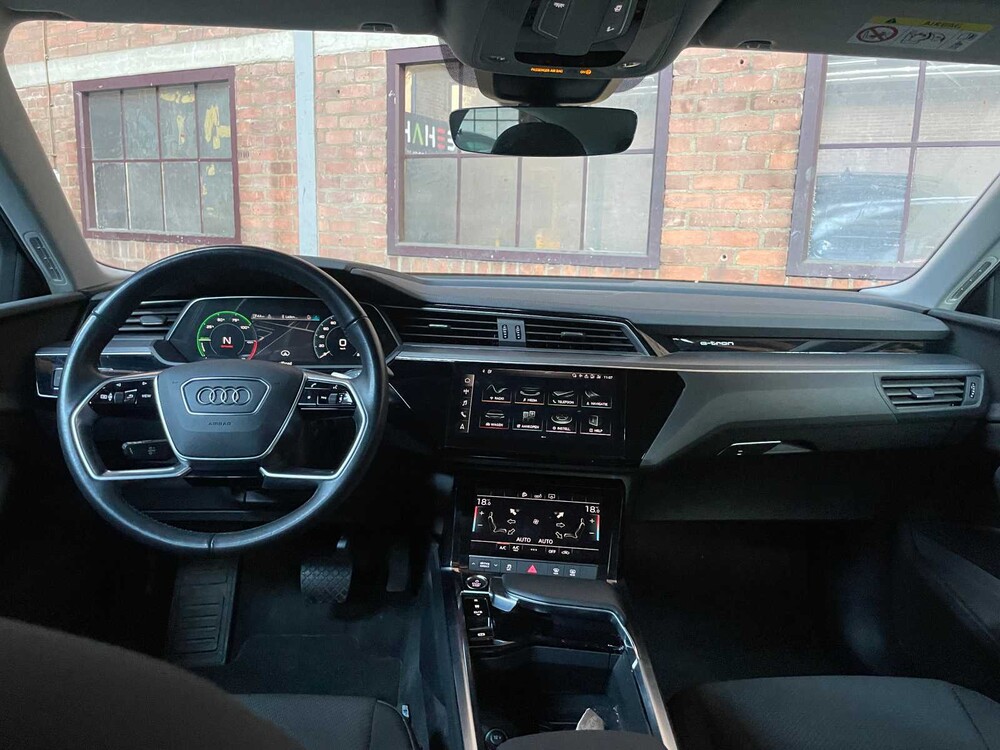 Audi e-tron Sportback 50 Quattro Edition 313pk 2020 (Origineel-NL + 1e Eigenaar), J-618-GL