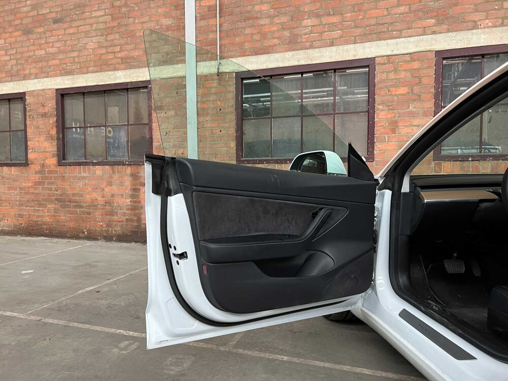 Tesla Model 3 Long Range 75 kWh 351pk 2019 (Origineel-NL), H-804-DZ