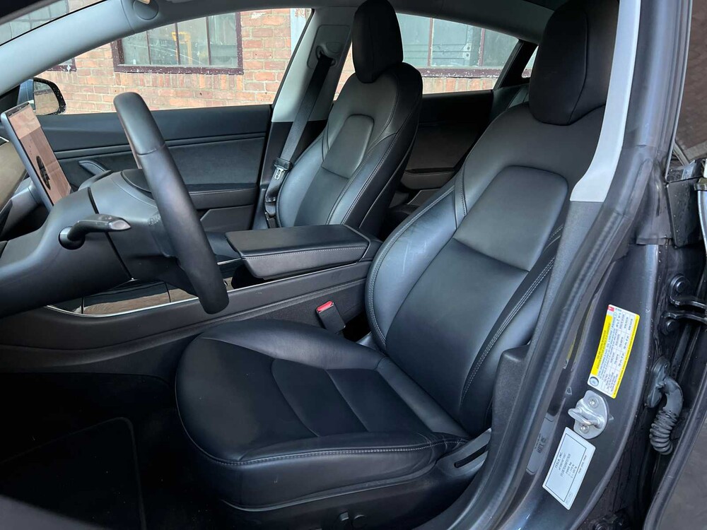 Tesla Model 3 Standard RWD Plus 60 kWh 238pk 2019 (Origineel-NL + 1e Eigenaar), G-372-FS