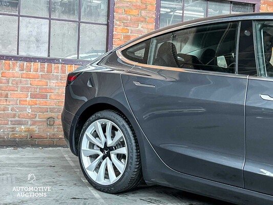 Tesla Model 3 Standard RWD Plus 60 kWh 238PS 2019 (Original-NL + 1. Besitzer), G-372-FS