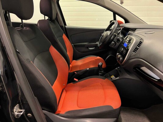 Renault Captur 0.9 TCe Expression 90hp 2014, GG-429-L