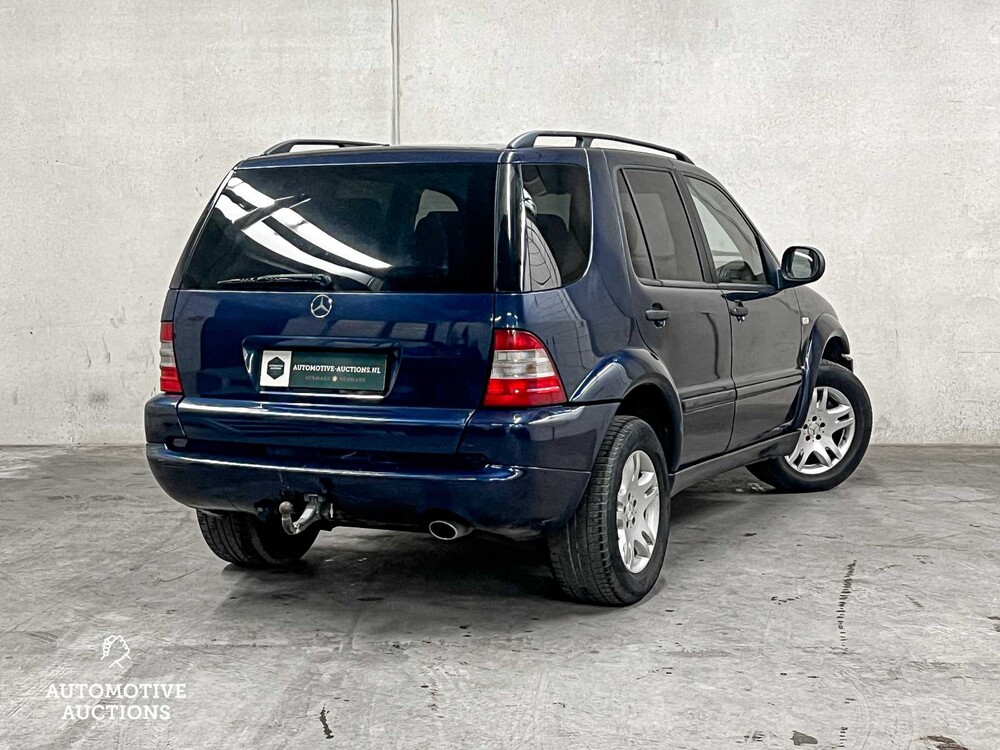 Mercedes-Benz ML430 4.3 V8 272PS 2000 M-Klasse, 32-GH-FG Youngtimer