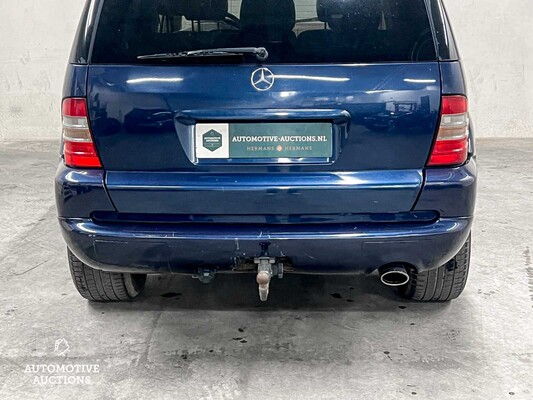 Mercedes-Benz ML430 4.3 V8 272hp 2000 M-Class, 32-GH-FG Youngtimer