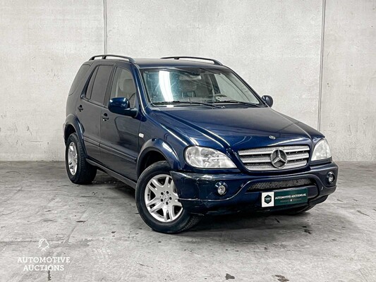 Mercedes-Benz ML430 4.3 V8 272pk 2000 M-Klasse, 32-GH-FG Youngtimer