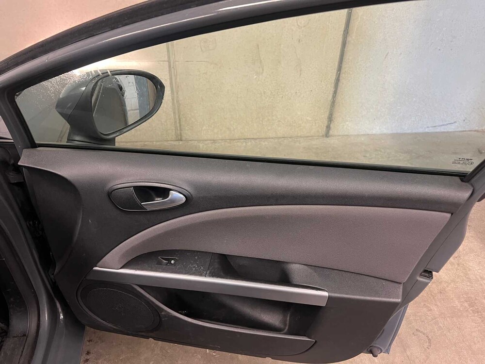 SEAT Leon 1.2 TSI Businessline High 105PS 2011, KP-619-S