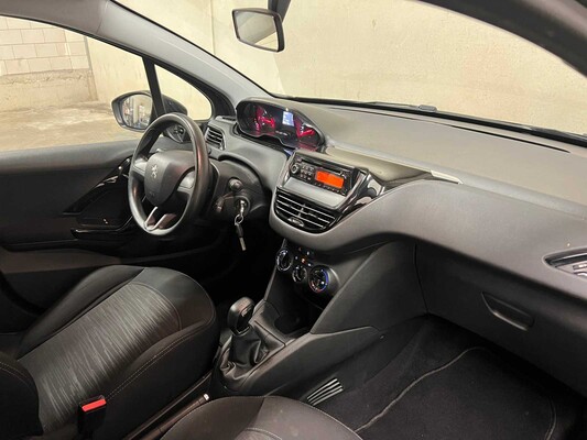 Peugeot 208 1.0 VTi Access 86PS 2014