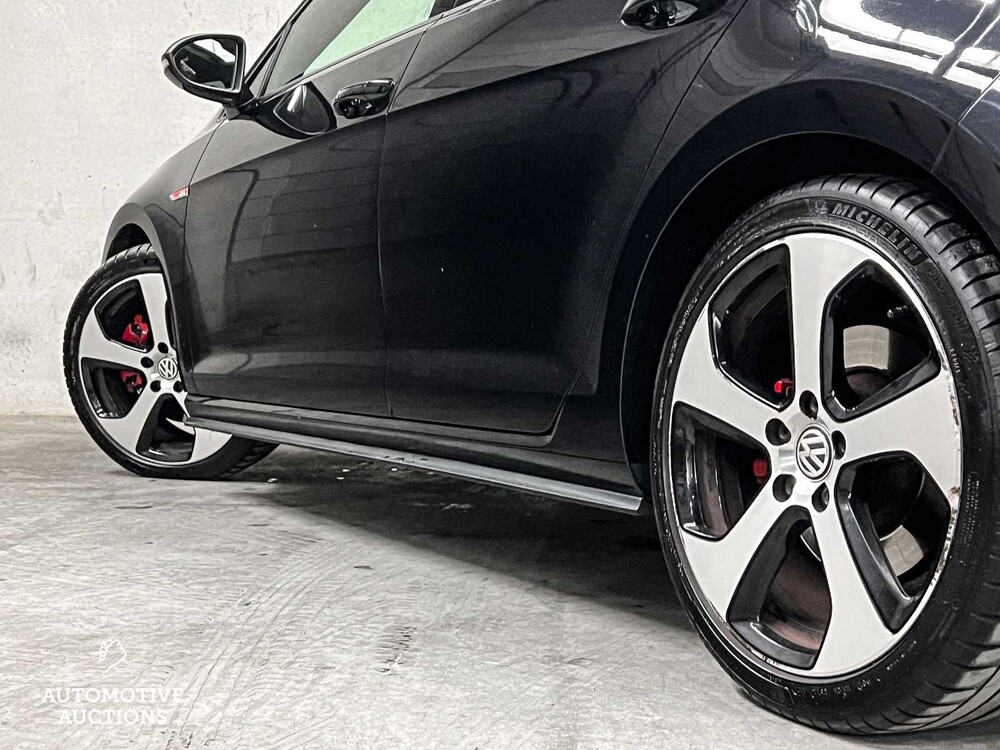 Volkswagen Golf GTI 2.0 TSI DSG6 220PS 2015, ZR-246-F