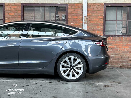 Tesla Model 3 Standard RWD Plus 60 kWh 238PS 2019 (Original-NL + 1. Besitzer), G-372-FS