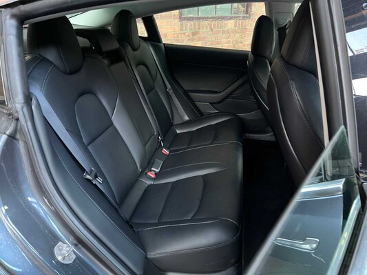 Tesla Model 3 Standard RWD Plus 60 kWh 238PS 2019 (Original-NL + 1. Besitzer), G-372-FS