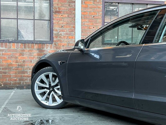 Tesla Model 3 Standard RWD Plus 60 kWh 238PS 2019 (Original-NL + 1. Besitzer), G-372-FS