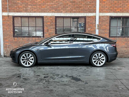 Tesla Model 3 Standard RWD Plus 60 kWh 238pk 2019 (Origineel-NL + 1e Eigenaar), G-372-FS